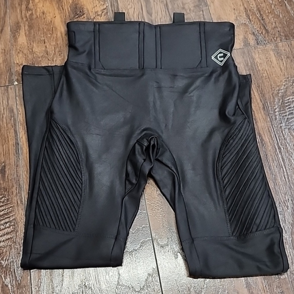 Concealed casual leggings